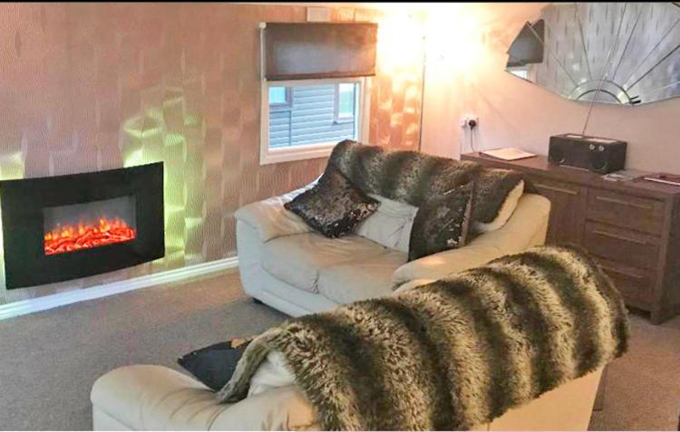 Peregrine Lodge - Idillic Cornwall Retreat Liskeard Bagian luar foto